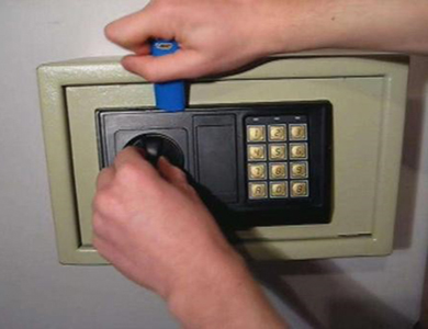 监利24小时上门开锁公司